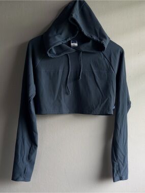 Hawaii’s Finest Cropped Long-Sleeve Hooded Top in Slate Blue